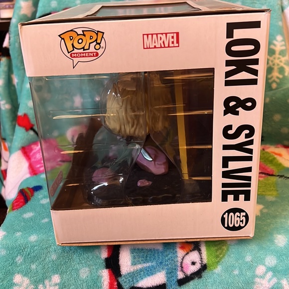 Loki Sylvia Funko pop moment - Picture 7 of 8